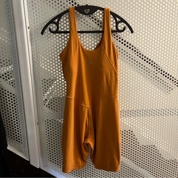 Lululemon Align Bodysuit/Onesie 8” Size 4 in Autumn Orange GUC - Picture 8 of 12